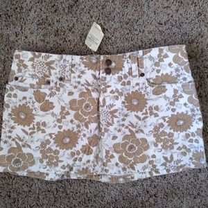 Abercrombie skirt size 6